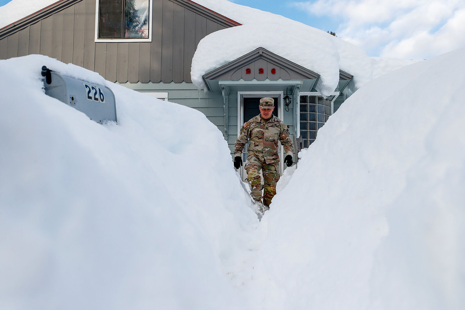 US-NEWS-WEA-WASH-SNOW-LEAVENWORTH-SE